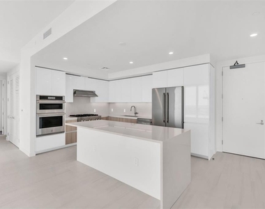 400 Central Avenue - Photo Thumbnail 9