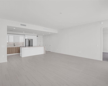 400 Central Avenue - Photo Thumbnail 12