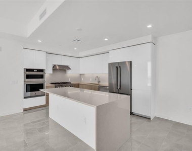 400 Central Avenue - Photo Thumbnail 2