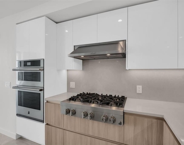 400 Central Avenue - Photo Thumbnail 7