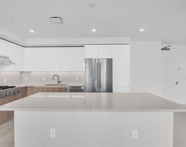 400 Central Avenue - Photo Thumbnail 8