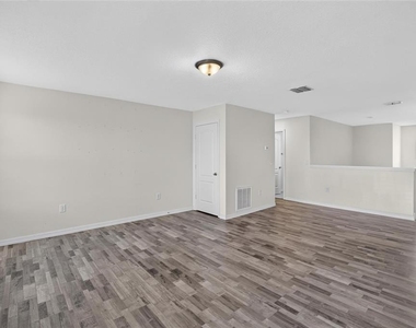 1115 Wynnmere Walk Avenue - Photo Thumbnail 46