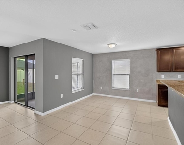 1115 Wynnmere Walk Avenue - Photo Thumbnail 21