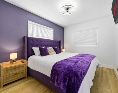 4310 W Carmen Street - Photo Thumbnail 24
