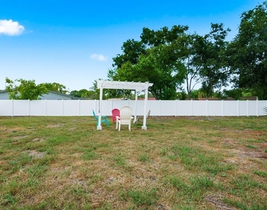 330 Scott Court - Photo Thumbnail 33