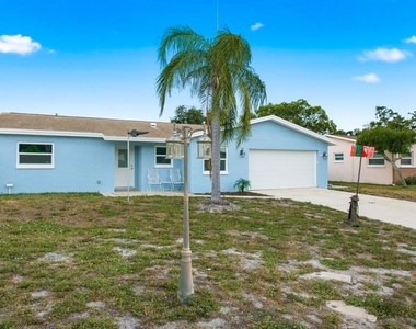 330 Scott Court - Photo Thumbnail 1