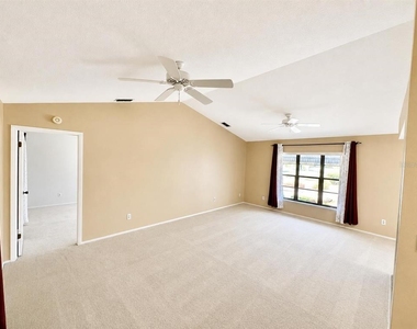 8205 Pagoda Drive - Photo Thumbnail 8
