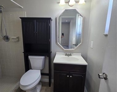 12109 Clearbrook Court - Photo Thumbnail 9