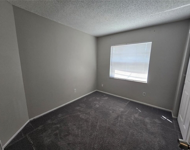 12109 Clearbrook Court - Photo Thumbnail 7