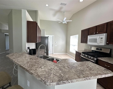 30747 Burleigh Drive - Photo Thumbnail 7