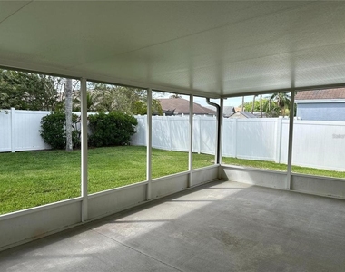 30747 Burleigh Drive - Photo Thumbnail 28