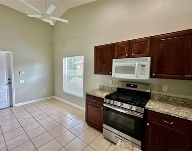 30747 Burleigh Drive - Photo Thumbnail 2