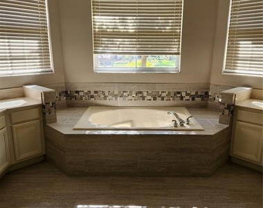 3507 Sunset Isles Blvd. - Photo Thumbnail 15