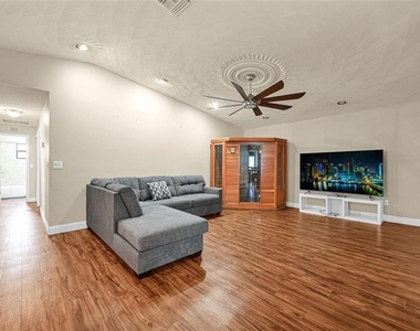 26543 Sw 122nd Place - Photo Thumbnail 19