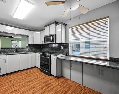 26543 Sw 122nd Place - Photo Thumbnail 27