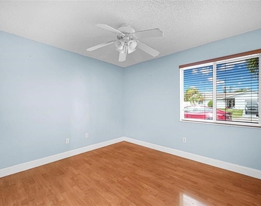 26543 Sw 122nd Place - Photo Thumbnail 1