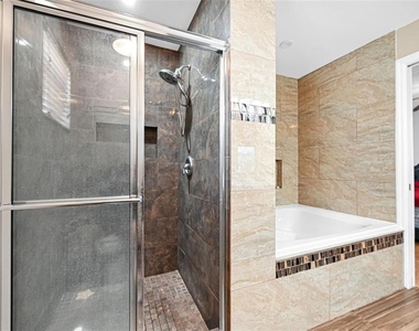 26543 Sw 122nd Place - Photo Thumbnail 6