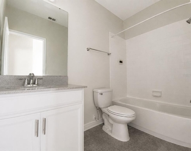 1348 Royal St George Boulevard - Photo Thumbnail 11
