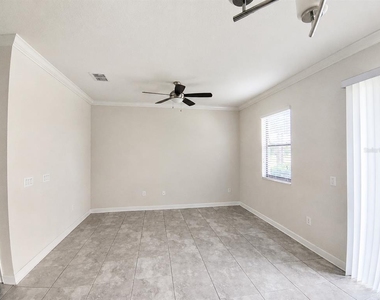 1348 Royal St George Boulevard - Photo Thumbnail 4