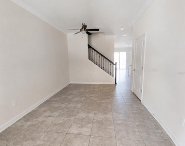1348 Royal St George Boulevard - Photo Thumbnail 5