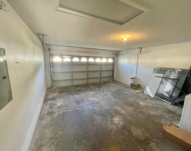 4718 Prairie Point Boulevard - Photo Thumbnail 14