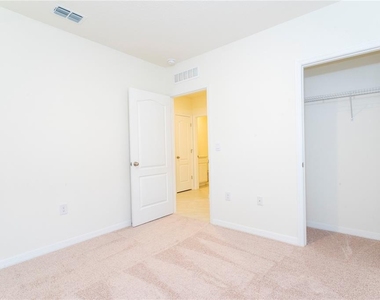 2847 Common Crane Court - Photo Thumbnail 20
