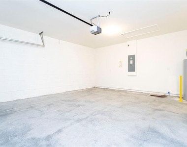 2847 Common Crane Court - Photo Thumbnail 9