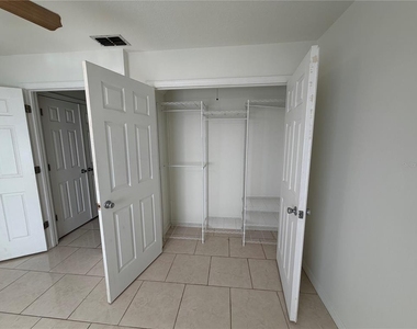 850 E Lime Street - Photo Thumbnail 20