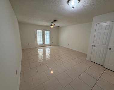 850 E Lime Street - Photo Thumbnail 12