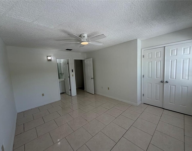 850 E Lime Street - Photo Thumbnail 31