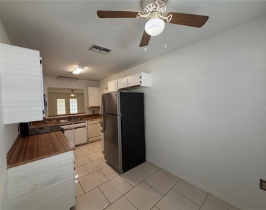 850 E Lime Street - Photo Thumbnail 7