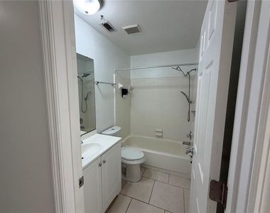 850 E Lime Street - Photo Thumbnail 26