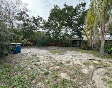 210 Baker Avenue - Photo Thumbnail 26