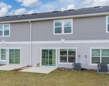 697 Stoney Point Circle - Photo Thumbnail 21