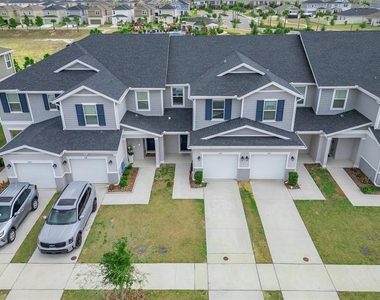 697 Stoney Point Circle - Photo Thumbnail 27