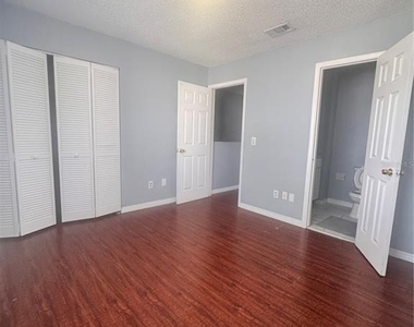 205 Eden Lane - Photo Thumbnail 17