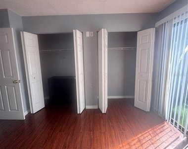 205 Eden Lane - Photo Thumbnail 18