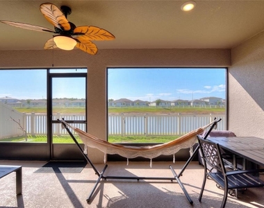 2852 San Marco Way - Photo Thumbnail 6