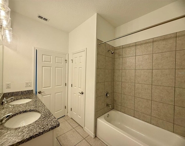 1306 Normandy Drive - Photo Thumbnail 14