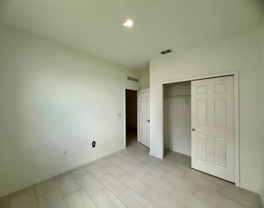 1306 Normandy Drive - Photo Thumbnail 17