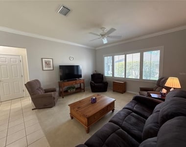 9484 Se 124th Loop - Photo Thumbnail 5