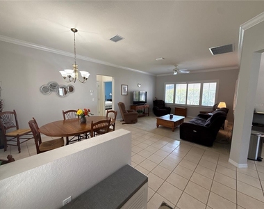 9484 Se 124th Loop - Photo Thumbnail 3