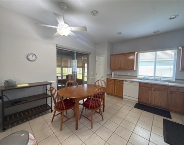 9484 Se 124th Loop - Photo Thumbnail 8