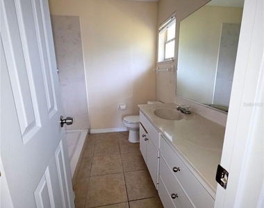1750 Ne 40th Street - Photo Thumbnail 20