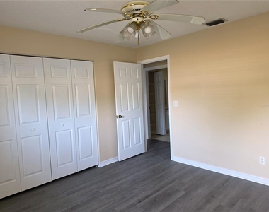 1750 Ne 40th Street - Photo Thumbnail 13