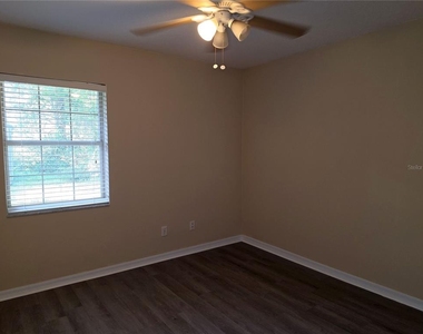 1750 Ne 40th Street - Photo Thumbnail 10
