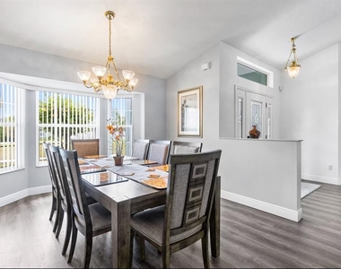 10360 Sw 48th Avenue - Photo Thumbnail 5