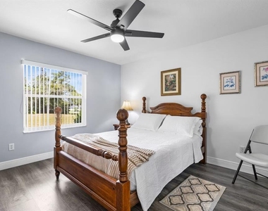 10360 Sw 48th Avenue - Photo Thumbnail 18