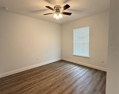 7752 N Walton Terrace - Photo Thumbnail 6