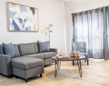 2205 San Vittorino Circle - Photo Thumbnail 5